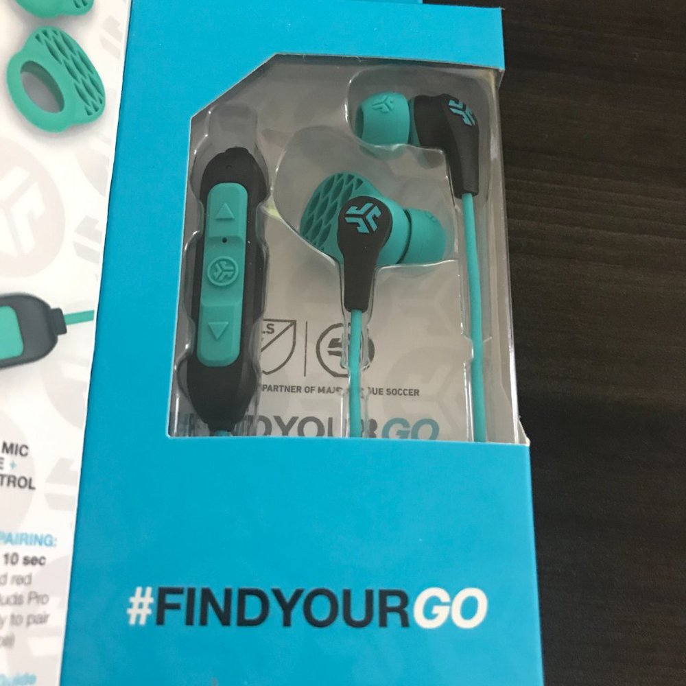 JLab JBuds Pro Bluetooth Signature Earbuds Blue - Picture 3 of 4